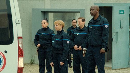 Minimum Security 1. Sezon 1. Bölüm